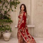 Brahmaki kaftanas River of roses 1 - Image 8